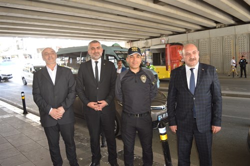 Kaymakamımız Edip ÇAKICI, 3-9 Mayıs Trafik Haftası münasebetiyle yol kontrol noktasını ziyaret etti
