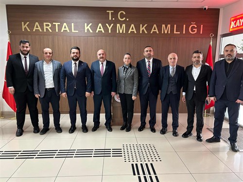 AK Parti İlçe Başkanı Haydar GÖKSOY ve yönetimi, Kaymakamımız Edip ÇAKICI’ yı ziyaret ettiler