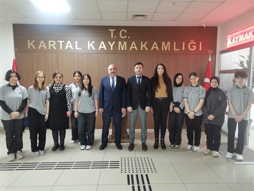 Kaymakamımız Edip ÇAKICI, Fatma Aliye MTA Lisesi öğretmen ve öğrencilerini misafir etti